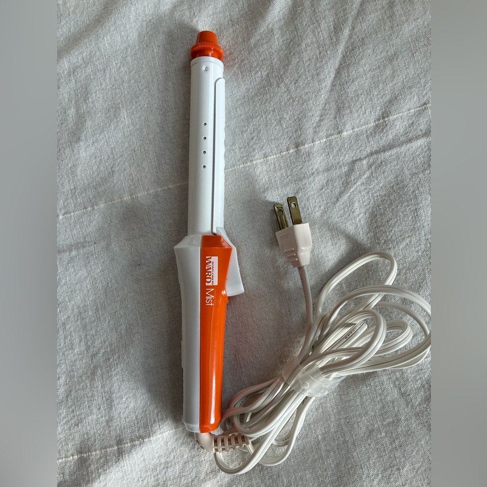 VINTAGE 1970’s Montgomery Ward Japan made Mist Curling Iron Retro Beauty WORKS